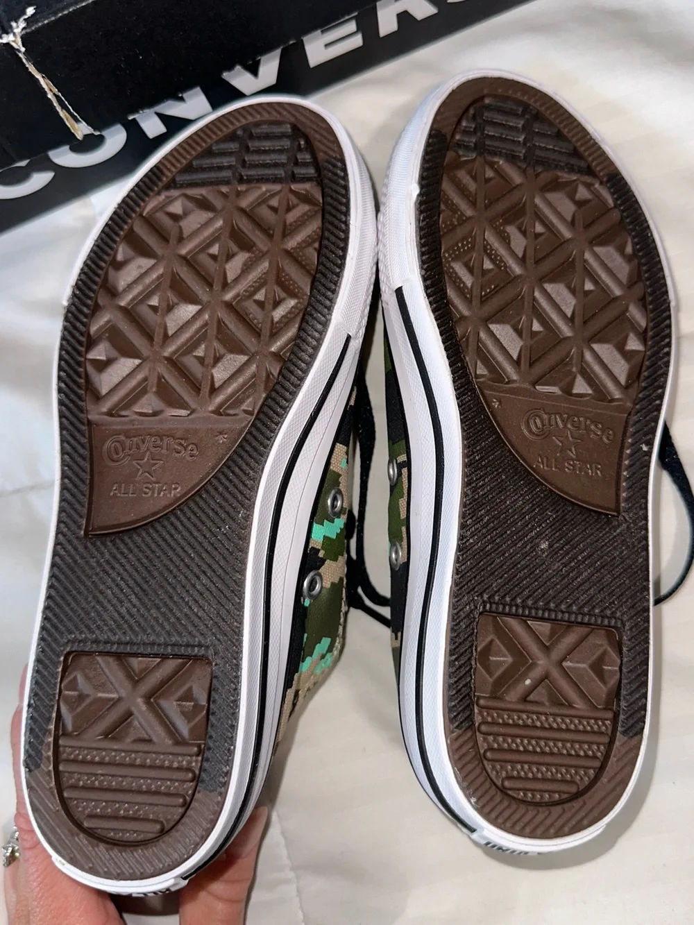 Converse Camouflage Low Top Sneakers in Green, Black, Tan